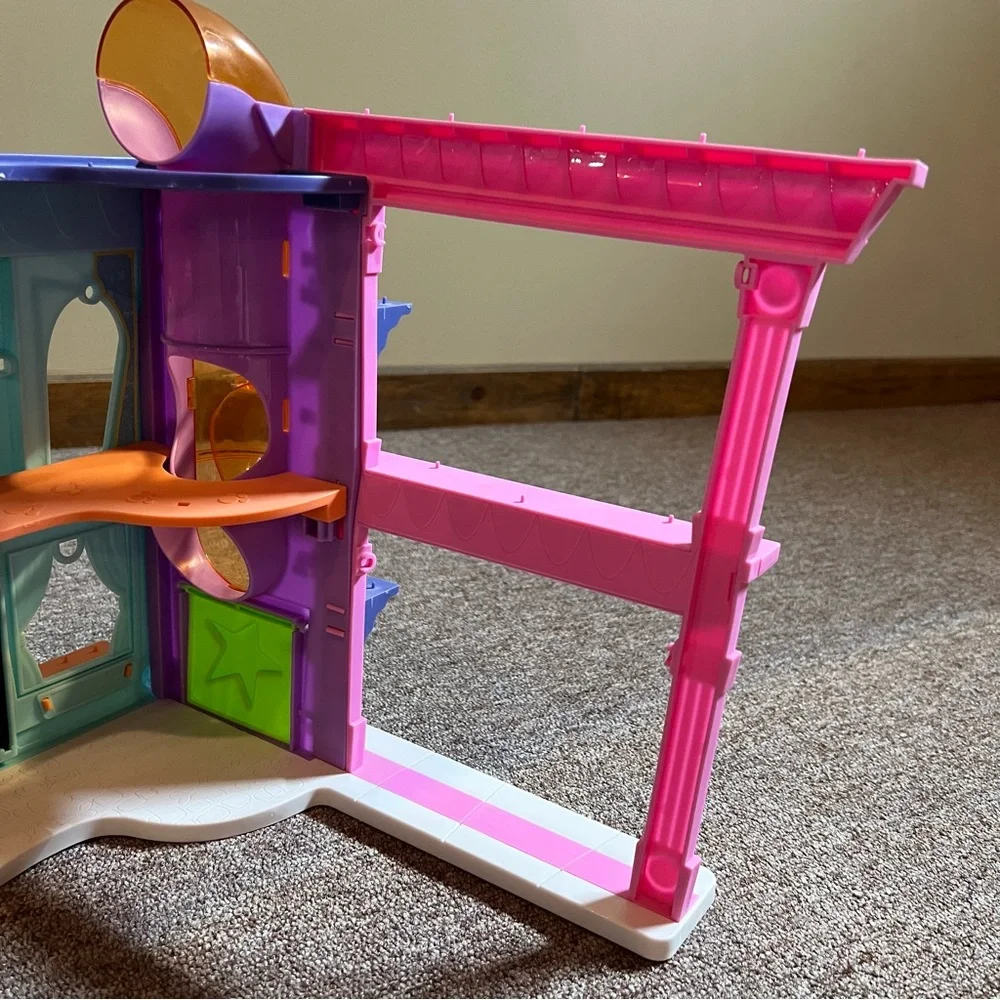 LITTLEST PET SHOP PARTIAL STOREFRONT